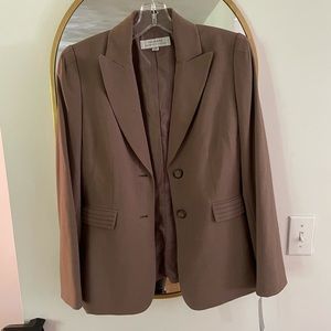 Tahari Pant Suit NWT